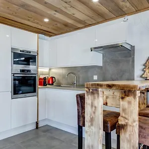 https://les-nards.hotels-rhonealpes.com